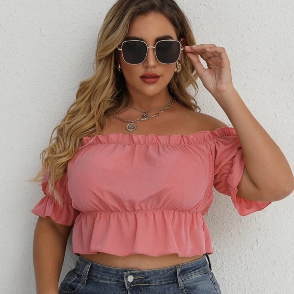 Shein- ruffle top can be worn off shoulder size 2xl